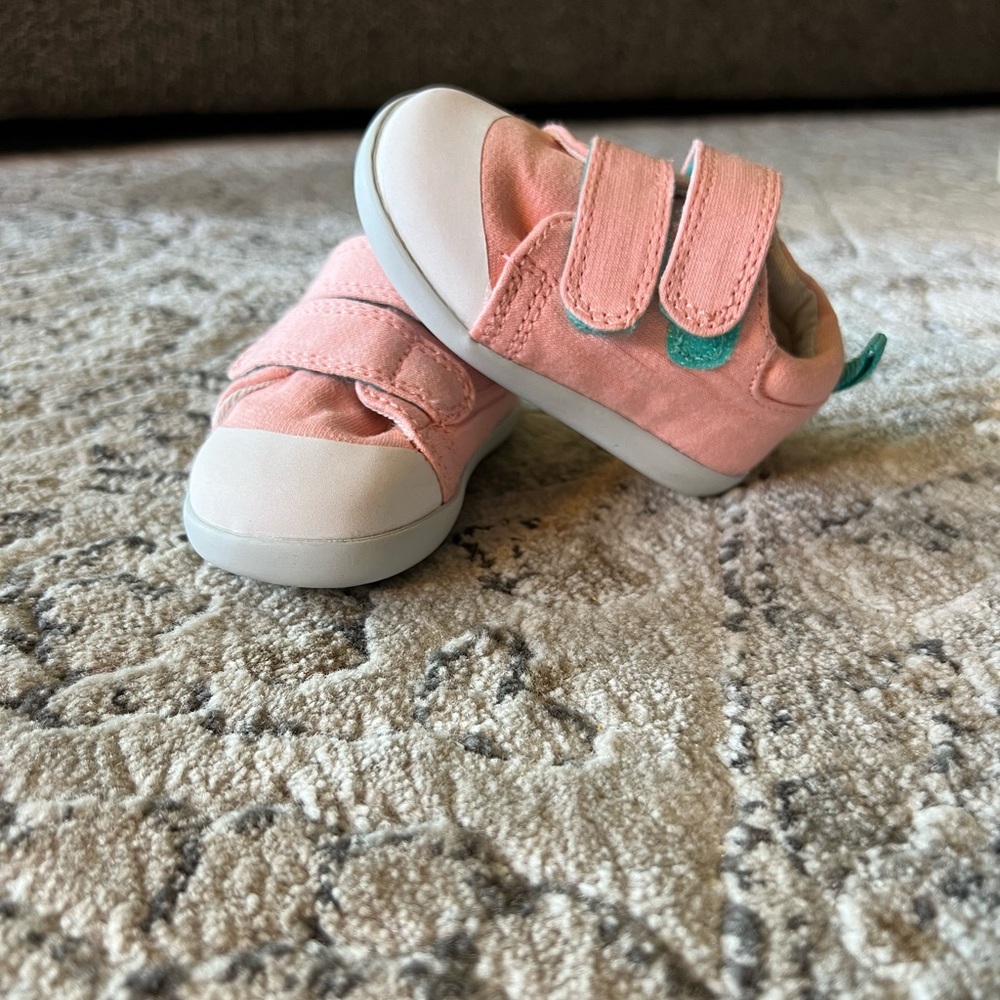 Ten Little baby shoes